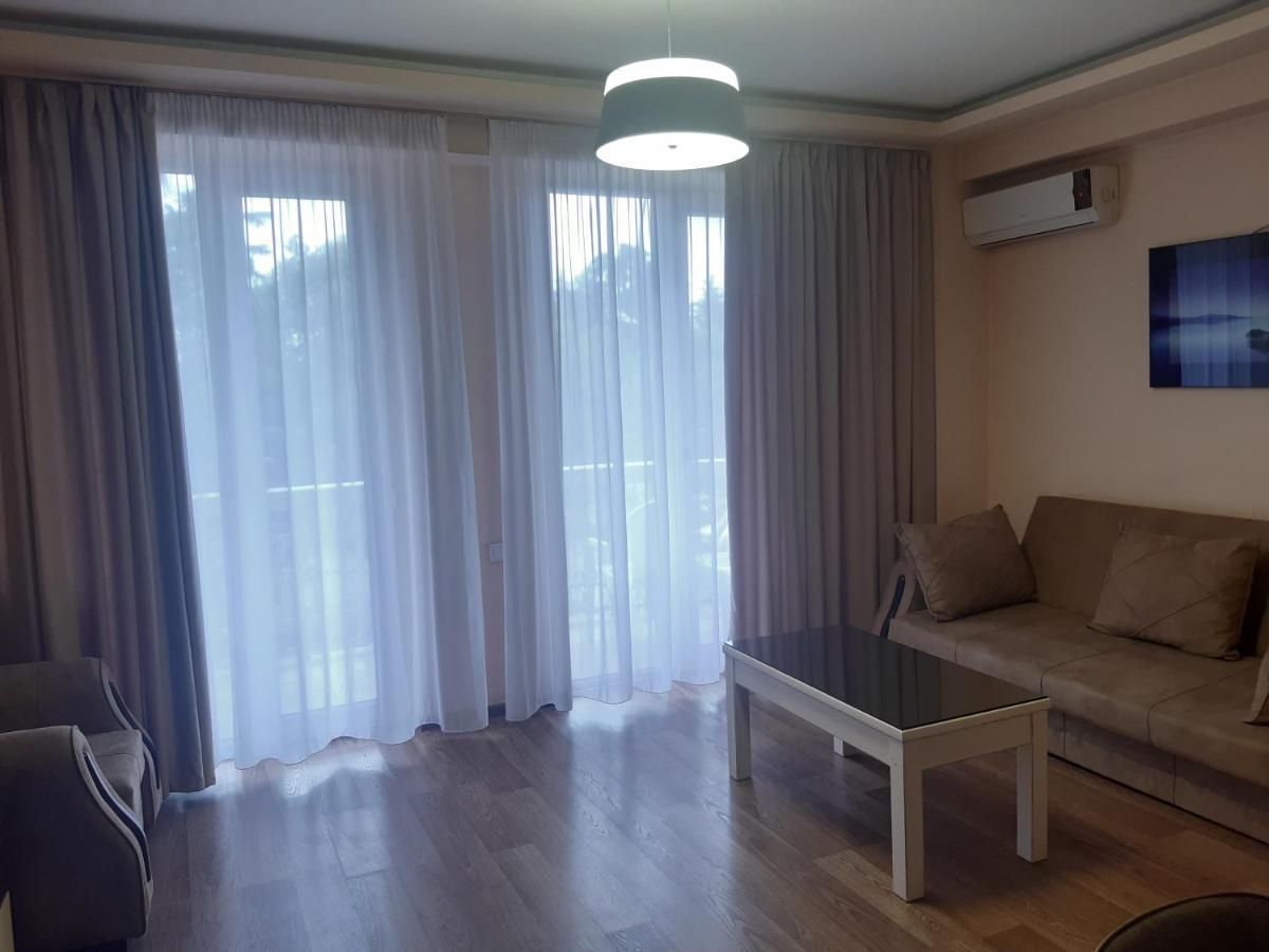 Batumi Apartment In Front Of Sheraton Екстериор снимка