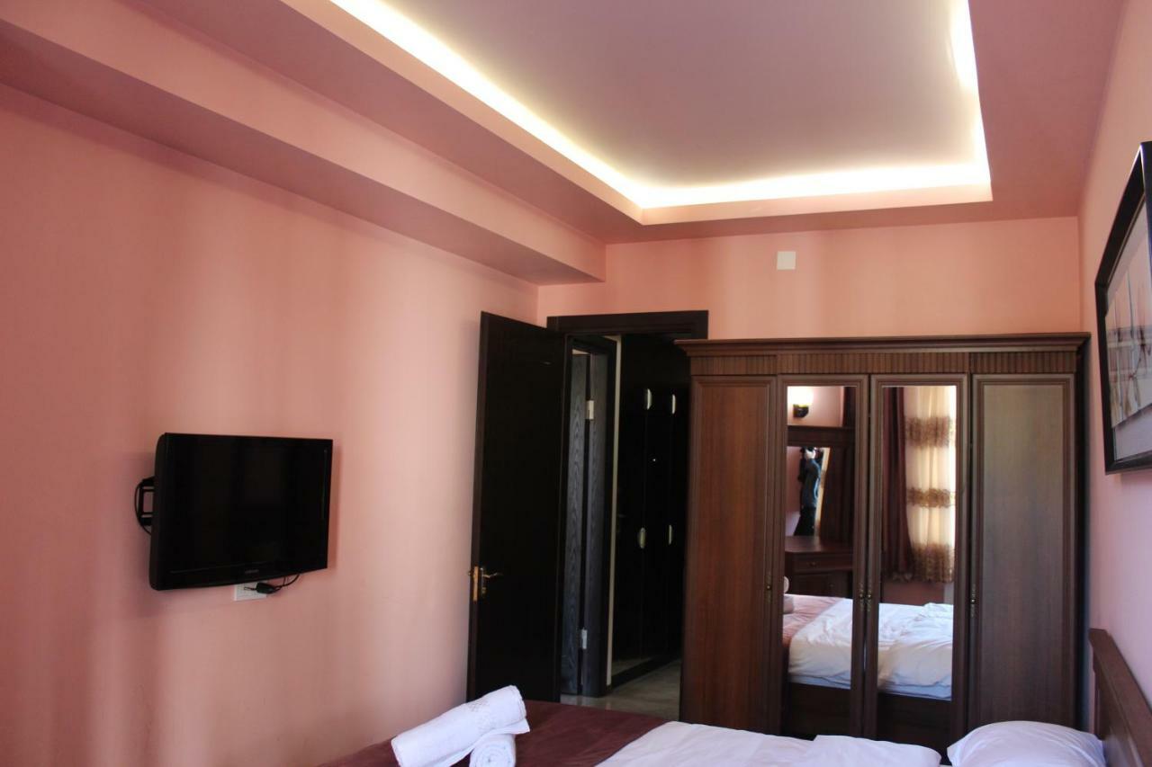 Batumi Apartment In Front Of Sheraton Екстериор снимка