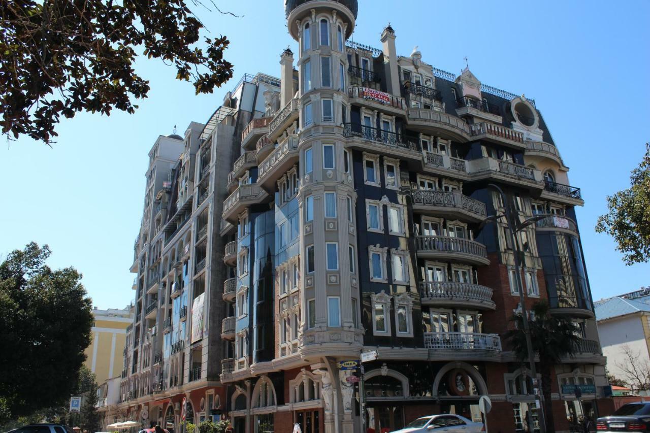 Batumi Apartment In Front Of Sheraton Екстериор снимка