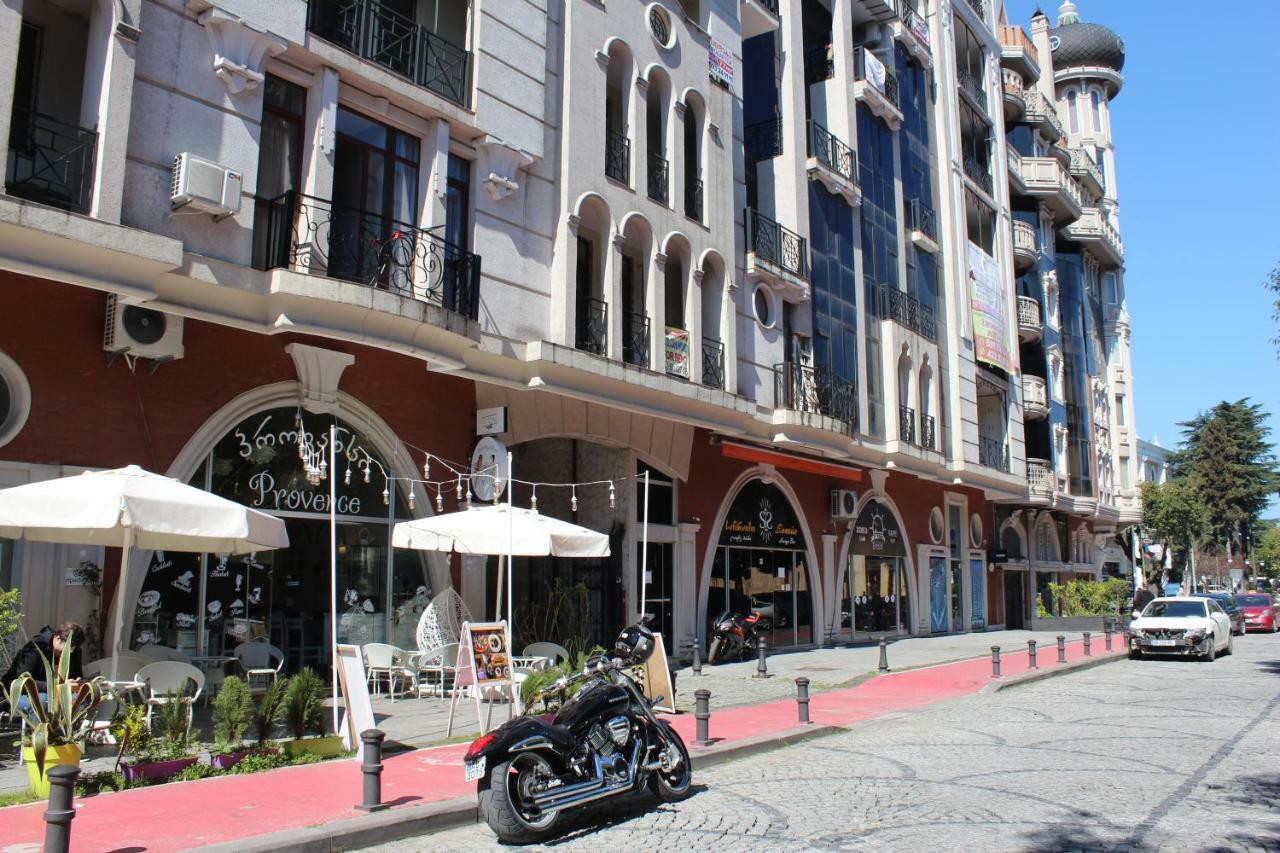 Batumi Apartment In Front Of Sheraton Екстериор снимка